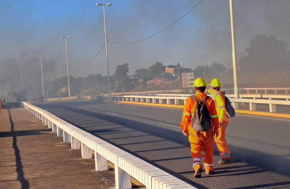 Corte de tránsito en Rosario: bloquean el Acceso Sur de Avenida Circunvalación