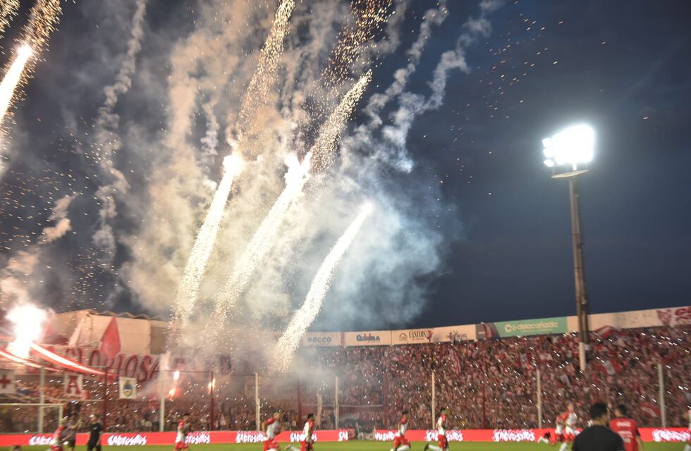 Monumental: el fabuloso recibimiento para el Instituto finalista