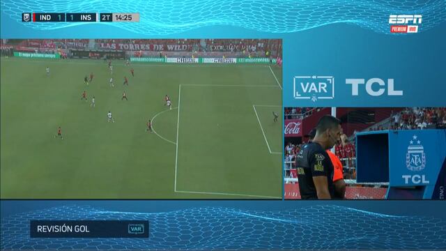 El gol con el que Instituto empataba en Avellaneda, y no fue convalidado (Captura).