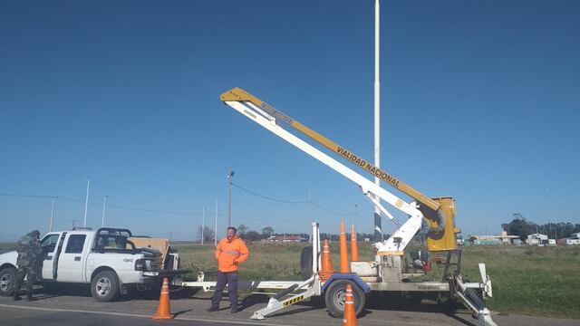 Continúa el recambio de luminarias sobre la Ruta Nacional 3