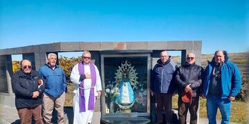 El grupo que viajó con Carlos.