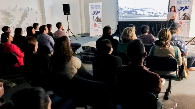 Se inauguró en Casa Tierra del Fuego el ciclo “cine y soberanía. Malvinas, 40 años 40 películas”