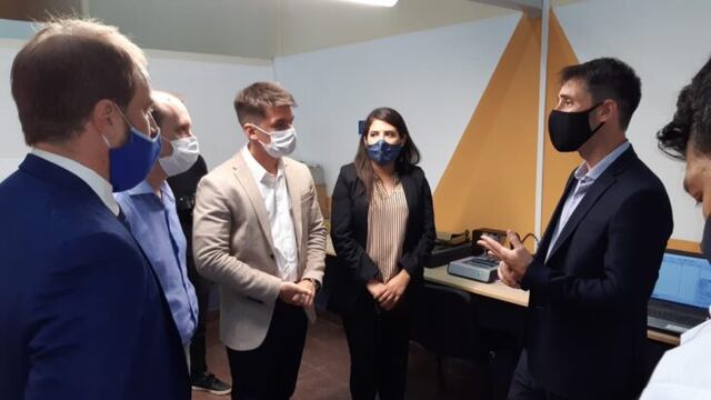 El presidente del Consejo Federal de Inversiones recorre en Posadas puntos educativos y tecnológicos de la provincia