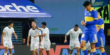 En La Bombonera, Banfield goleó a Boca 3 a 0.