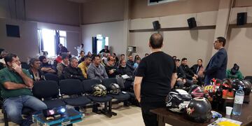 Brindaron taller sobre conducción segura de motocicletas.
