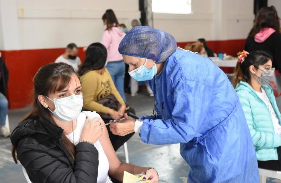 Coronavirus en Rafaela: ¿Cómo se anotan los mayores de 18 años para la vacuna?