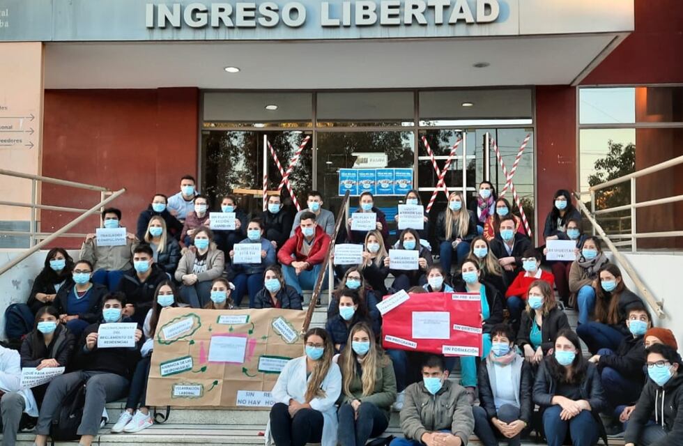 Salud: por las medidas de fuerza, el Gobierno frenó los traslados de residentes