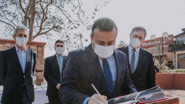 El Gobernador de la provincia presidió el aniversario N°85 de la ciudad de Colonia Wanda.
