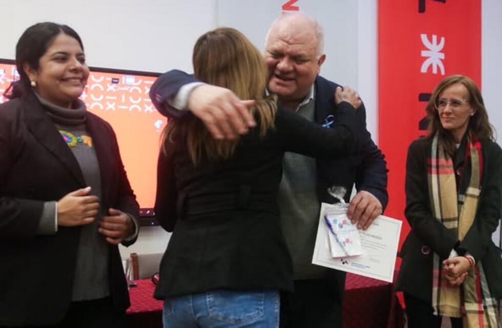 Masso encabezó el cierre del plan de alfabetización en barrios populares