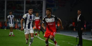Talleres arrancó perdiendo ante River en el Kempes. (La Voz).