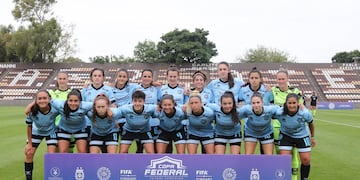 Presidente de Belgrano, el Luifa Artime felicitó al equipo femenino por una temporada inolvidable (Prensa Belgrano).