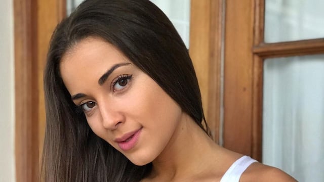 Gina Casinelli causa furor en Instagram.