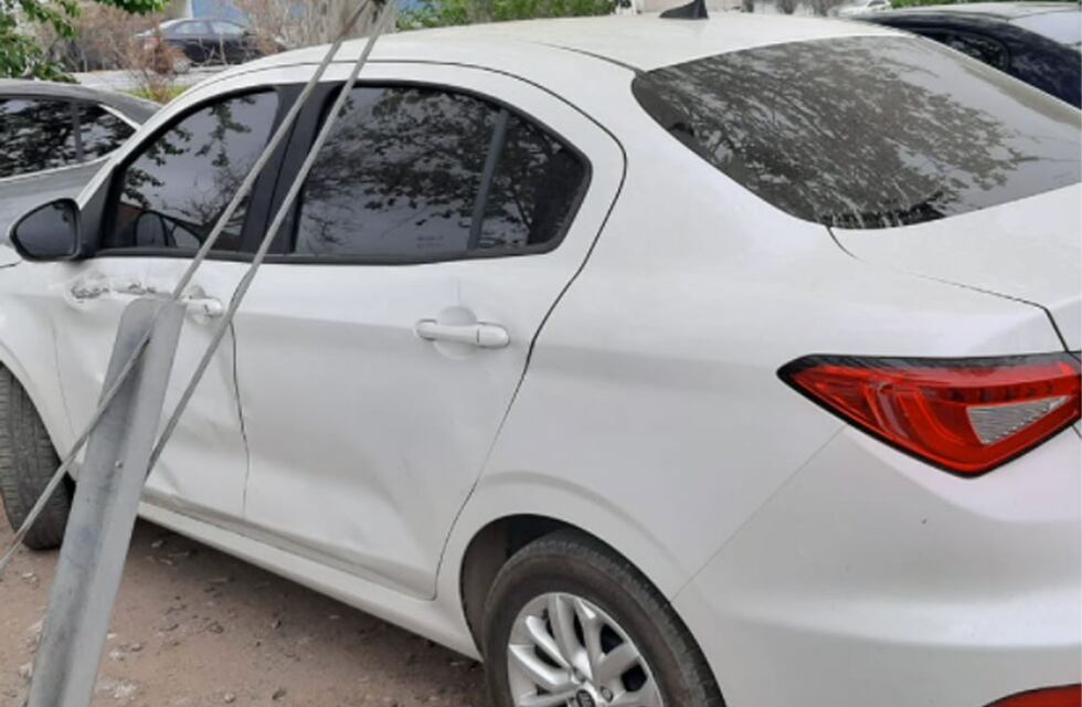Inseguridad en Córdoba: entraron por el techo de un taller para robar un auto