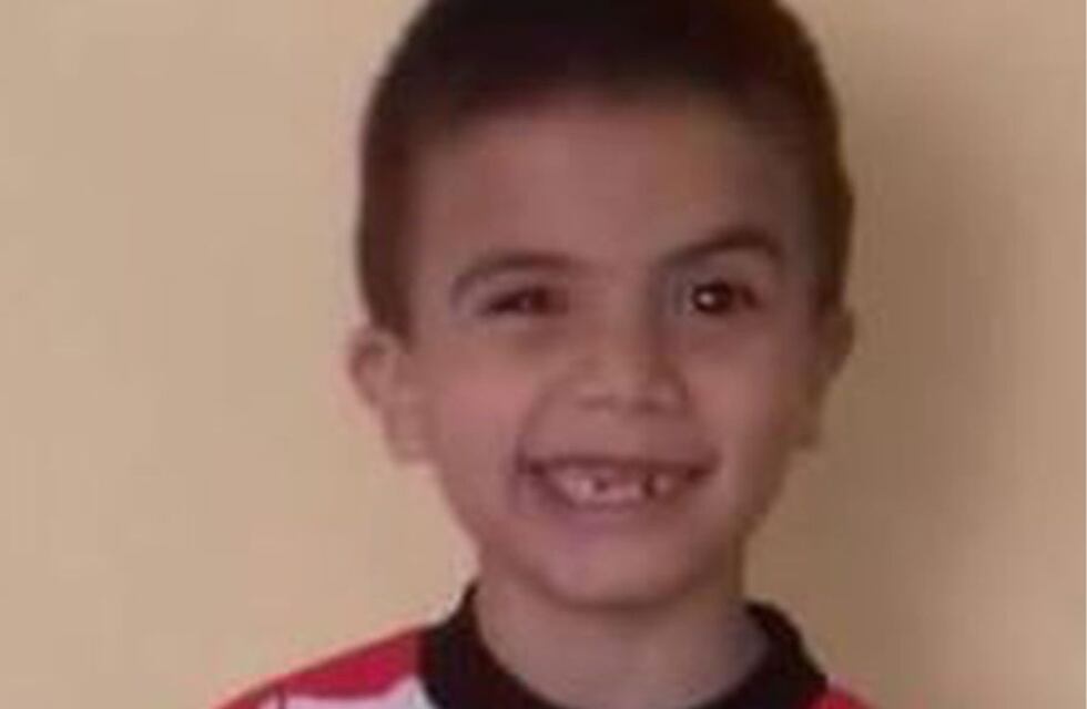 No es solo fútbol: la emoción de un nene al enterarse que lo hicieron socio de Estudiantes de La Plata