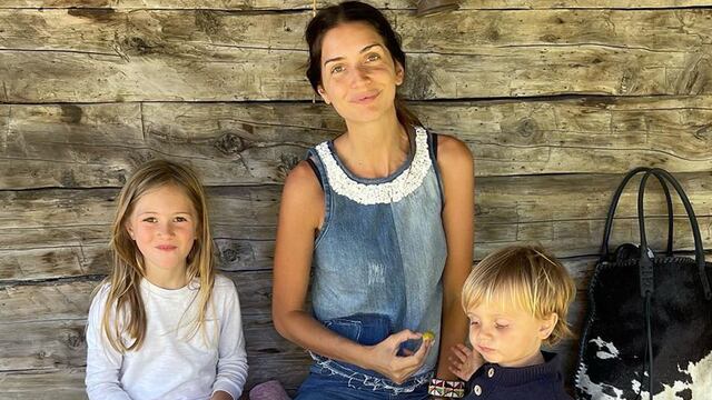 Zaira Nara junto a sus hijos, Malaika y Viggo.