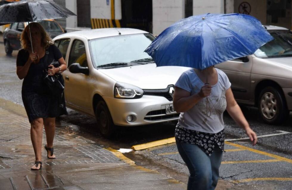 Coronavirus en Rosario: bajaron a la mitad los casos activos