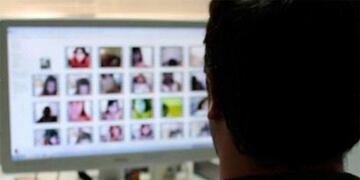 Detuvieron a un hombre de 42 años por tenencia y distribución de videos de abuso infantil, en Villa María.