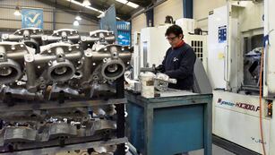 Mal momento para la industria.