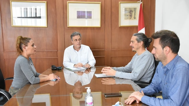 Presentación oficial del programa "A la par: más educación, más trabajo"