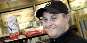 El británico ganaba alrededor de 8 euros por hora en su antiguo puesto.