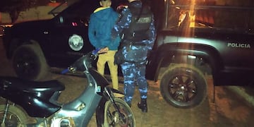 Recuperan moto robada en barrio Nuevo Iguazú. Policía de Misiones
