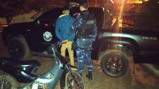 Recuperan moto robada en barrio Nuevo Iguazú. Policía de Misiones