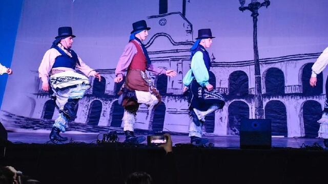 La municipalidad acompañó la vigilia del 25 de mayo