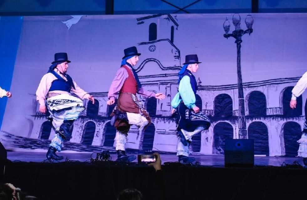 Llegará la tradicional “Gran Velada Patriótica” a Ushuaia