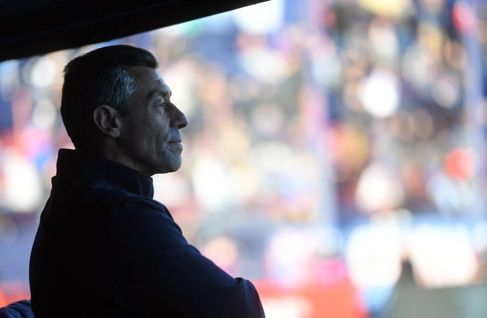 Pedro Caixinha en la previa de Colón-Talleres: asume “la responsabilidad y la presión”, y tendrá en cuenta a Valoyes