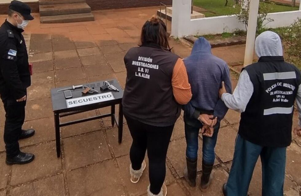 Intentaba comercializar por redes sociales armas de fuego robadas