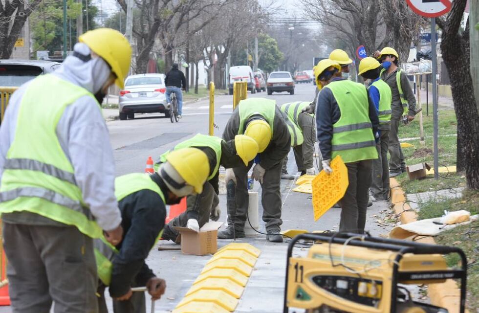 Avanzan las mejoras en los ciclocarriles en los barrios 9 de Julio e Italia