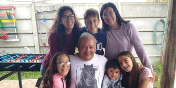 Mariano Gorosito, el creador de "Transportando futuro". Realiza mudanzas a estudiantes a cambio de un café cuando se gradúen.