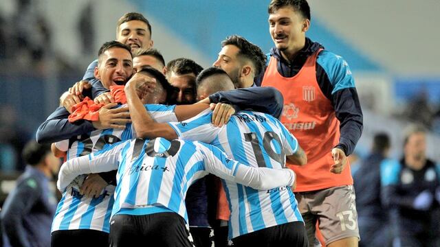 Racing golea y se florea ante Aldosivi por los cuartos de final.