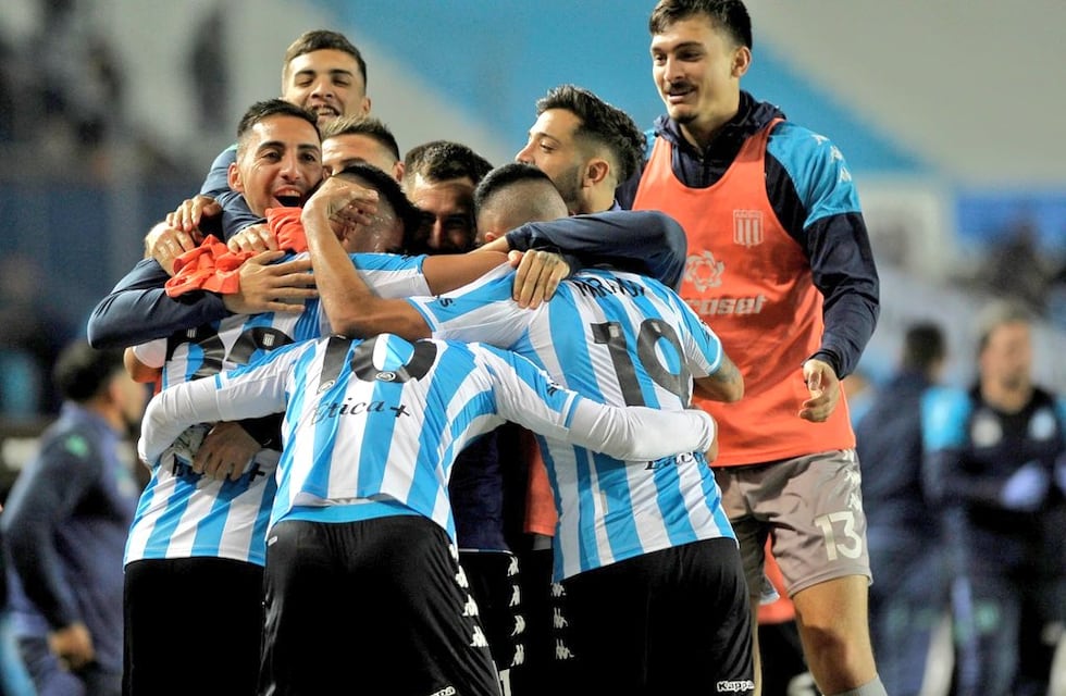 Show de Racing: goleó 5-0 a Aldosivi y se metió en la semifinal de la Copa LPF
