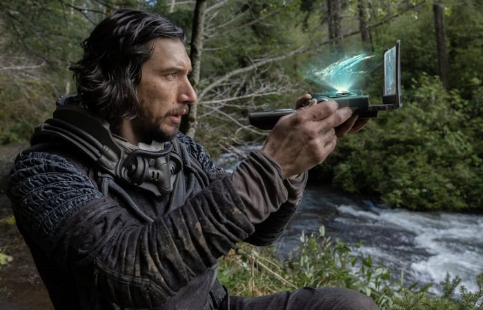 La película sugerida es de origen estadounidense.