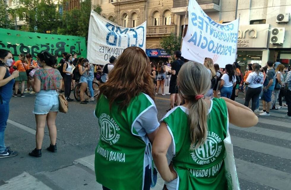 ATE confirmó 10 mil despidos y declaró un paro nacional para el miércoles 3 de abril