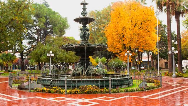 Plaza de Maipú