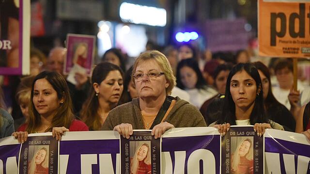 Mercedes Martínez, madre de Milagros Bottone, al frente de la marca Ni Una Menos (La Voz/Facundo Luque).