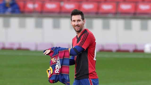 El capitán del equipo nacional usó la casaca leprosa en 2020 como homenaje a Diego Maradona.
