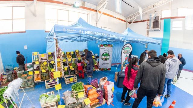 La feria organizada por el Municipio contó con la presencia de autoridades nacionales y se llevó a cabo en la Margen Sur.