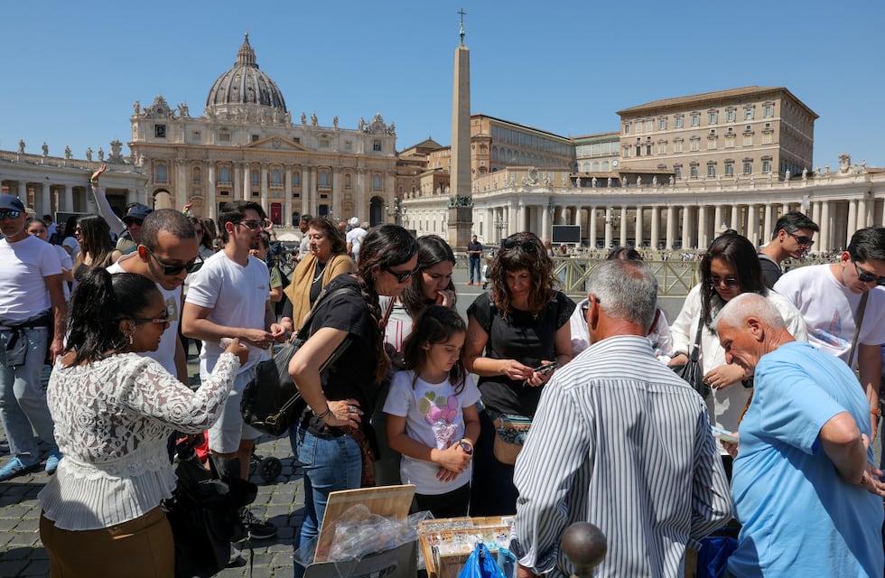 Esto es lo que cuesta viajar a Roma para el velatorio del Papa Francisco