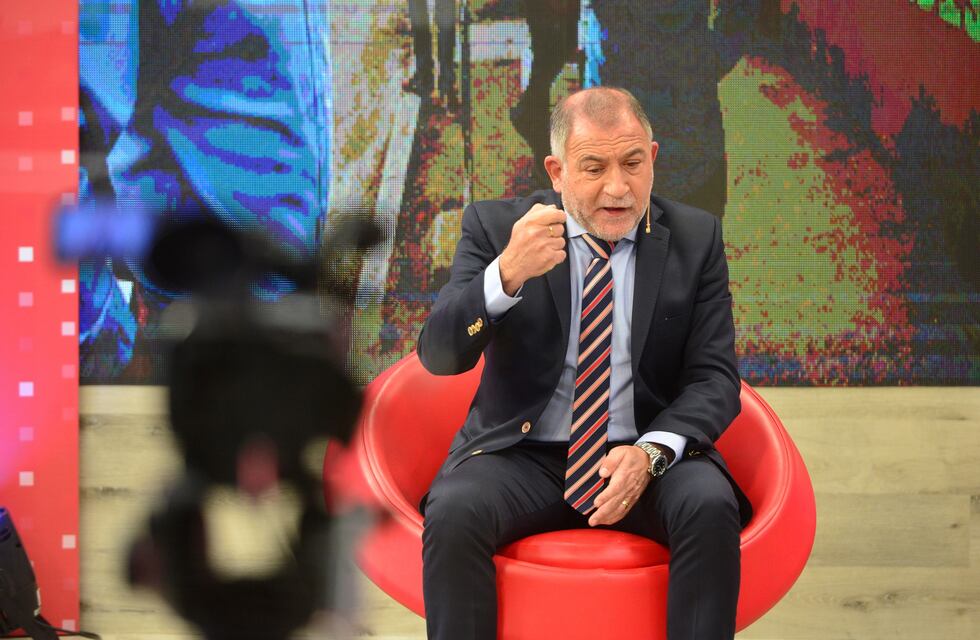 Luis Juez anunció que no cobrará el aumento que le darán a los empleados legislativos