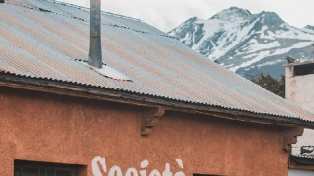 La Secretaría de Cultura y Educación, acompañará la conmemoración del 74° Aniversario de la llegada de las y los inmigrantes italianos a la provincia, actividad impulsada por la Sociedad Italiana Ushuaia, este viernes 28 de octubre a las 19:00 horas en el espacio verde de Damiana Fique y Gobernador Paz.