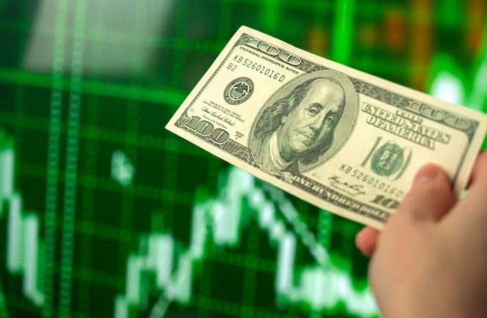 El dólar blue en Córdoba sigue cayendo: a cuánto cerró este jueves 15 de febrero