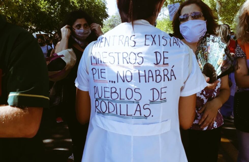 Docentes de San Juan marcharon por tercera vez en 8 días en reclamo de un aumento salarial
