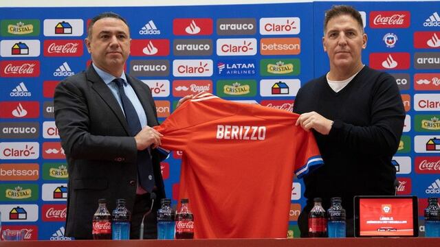 El cordobés Eduardo Berizzo, DT de Chile, en el Kempes. Vino a Córdoba a ver a Matías Catalán, y lo convocó para el próximo partido (La Voz).