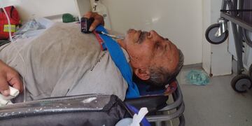 Juan Carlos es trasladado al Hospital Doctor Roque Saenz Peña (Carmen Biscoglio)