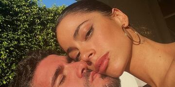 Rodrigo De Paul y Tini Stoessel, en el verano europeo, cuando vivían su amor a pleno. (Instagram @rodridepaul)