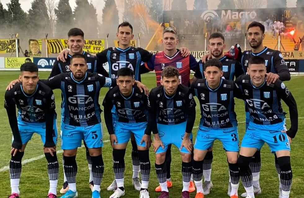 A Racing lo amargaron otra vez en la última del partido y se complica en la zona roja