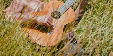 El músico presentará su nuevo material el próximo viernes 17 desde las 21h. La apertura del show estará a cargo de Barbabroh, Iñaki y Las Galaxias.